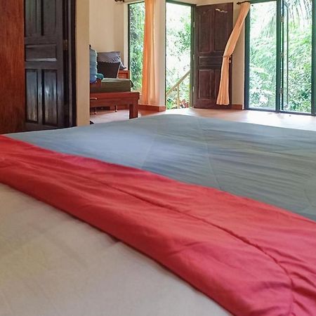 Shanti Toya Ashram Mambat Zewnętrze zdjęcie