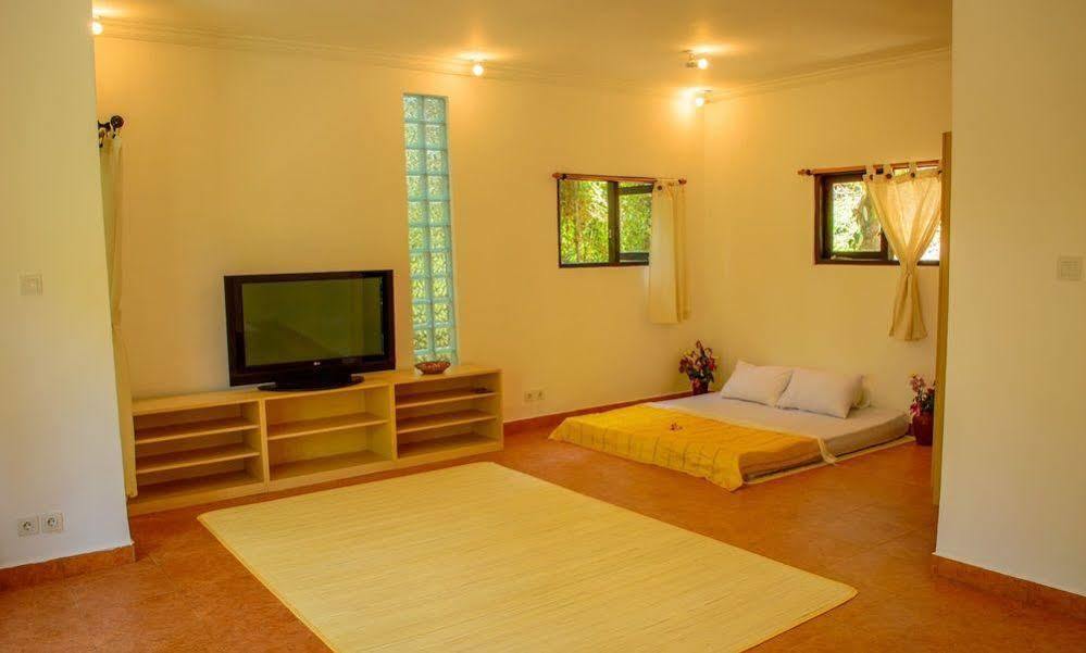Shanti Toya Ashram Mambat Zewnętrze zdjęcie